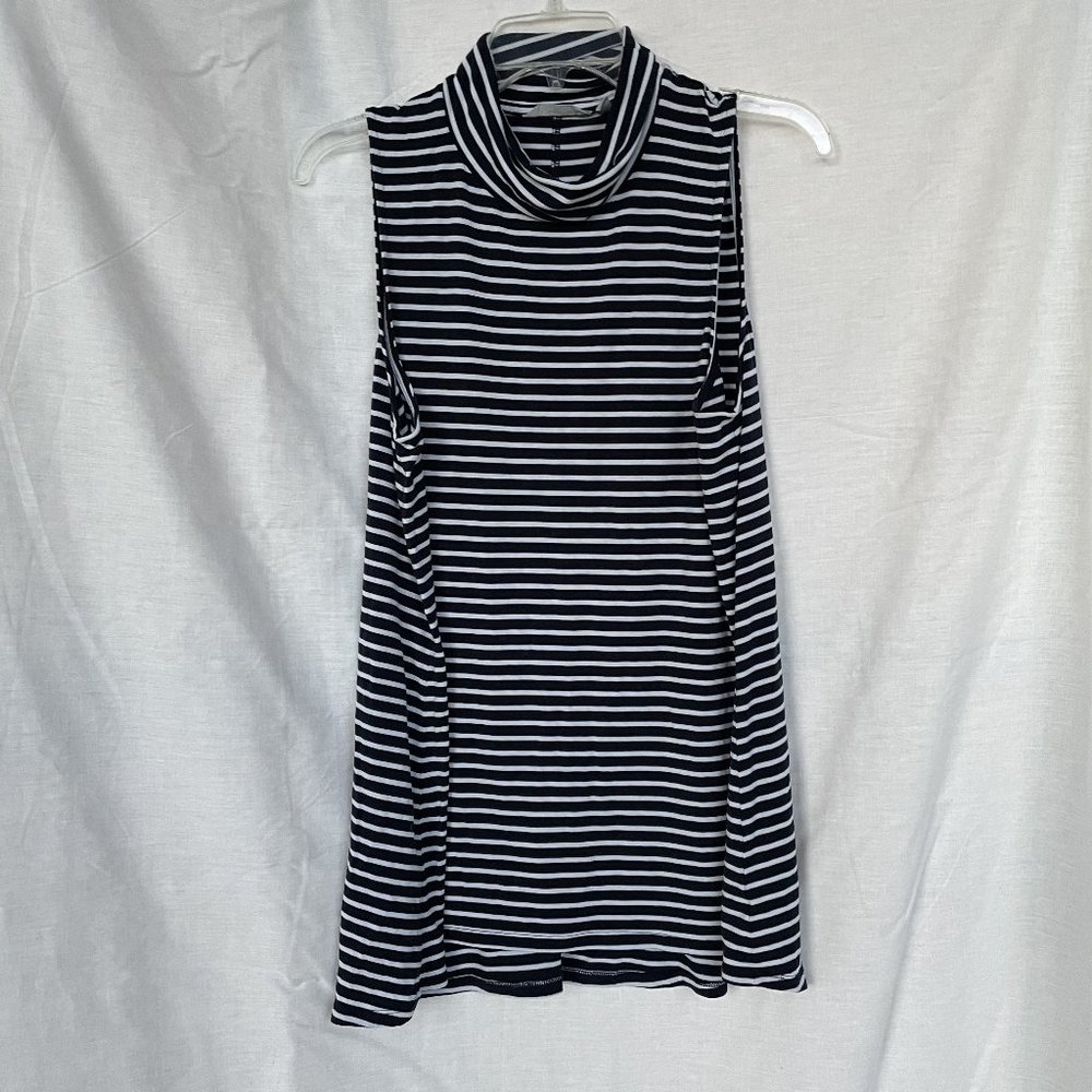 Athleta Mock Neck SleevelessTank